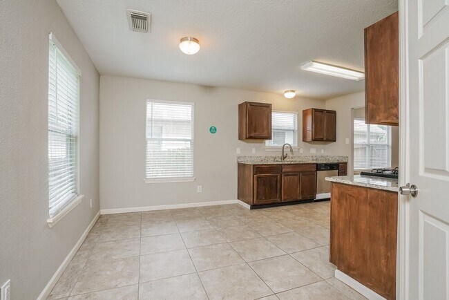 Building Photo - 2823 Cypress Island Dr