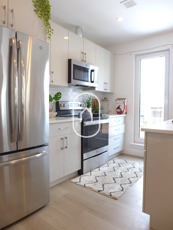 Building Photo - 2846 Washington St