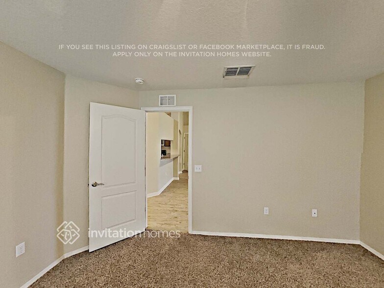 Building Photo - 5193 Ashwood Dr