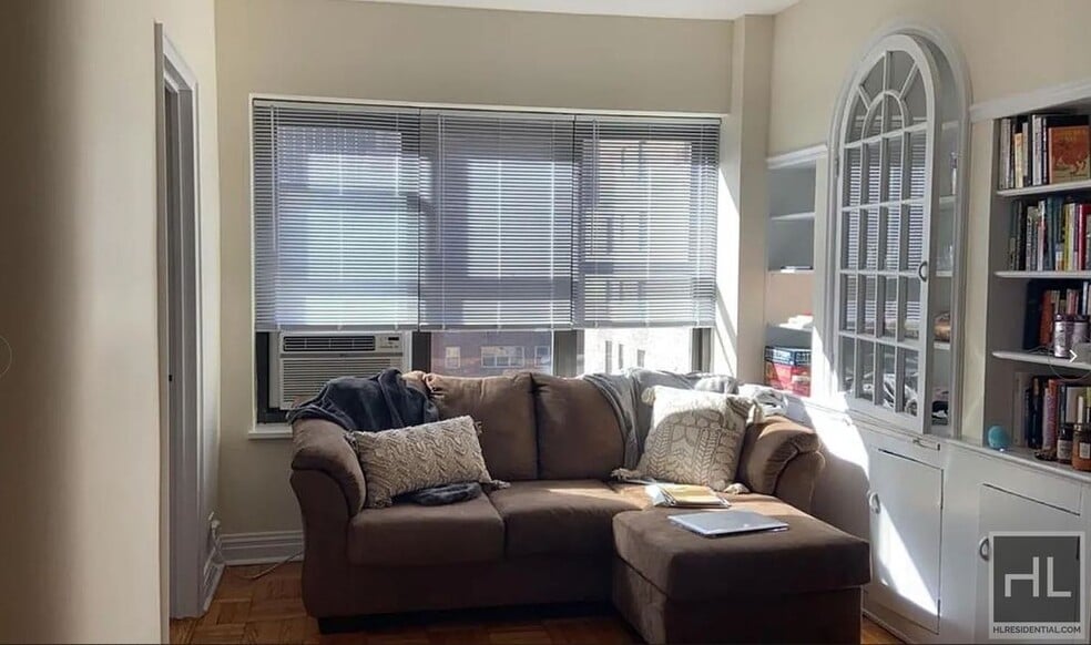 Building Photo - EAST 56 STREET