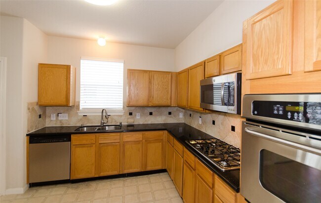 Building Photo - 16323 Yabbie Dr