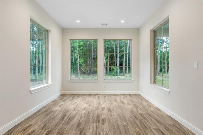 Building Photo - 12110 W Tara Plantation Dr