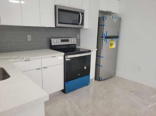 Building Photo - 1735 Calais Dr