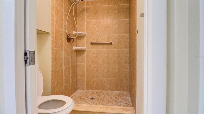 Building Photo - 3399 Mermoor Dr