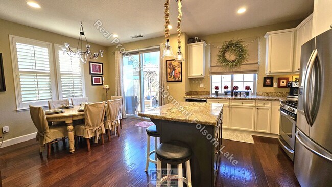 Building Photo - 1529 Borrasca Dr