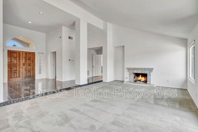Building Photo - 12865 Palisades Ct
