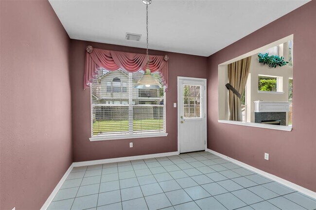 Building Photo - 16343 Mellow Oaks Ln