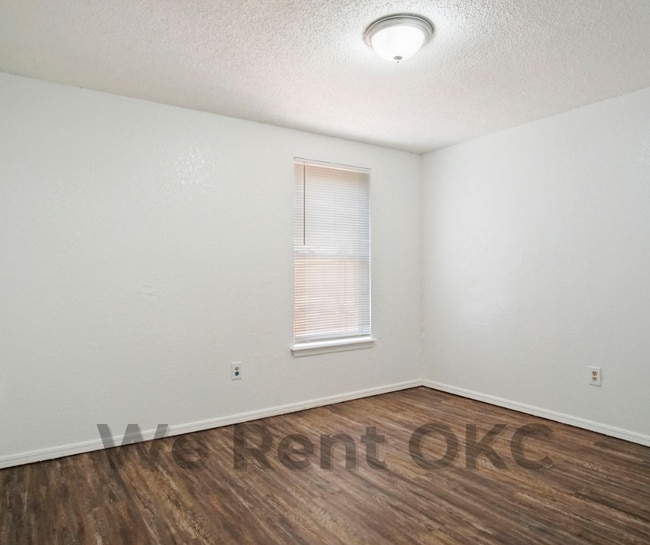Building Photo - 7500 NW 113th Pl