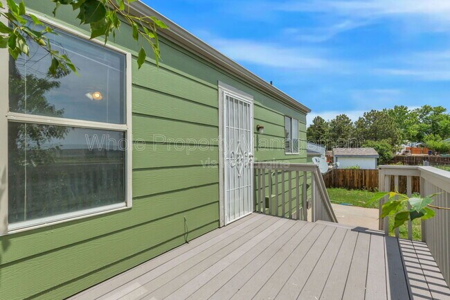 Building Photo - 20612 E Batavia Dr