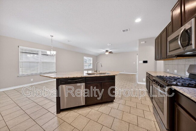 Building Photo - 8710 Fischer Falls