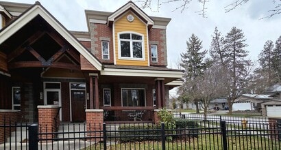 Building Photo - Beautiful Corner Unit Condo in Downtown Coeur d'Alene