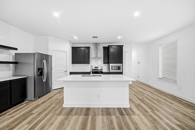 Building Photo - 3014 Skyline Mesa Dr