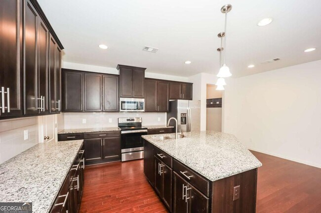 Building Photo - 7638 Bucknell Terrace