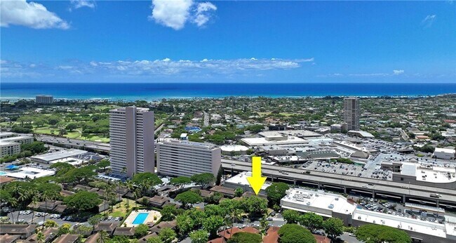 Building Photo - Renovated Tropic Gardens Town House for rent!