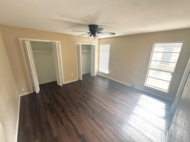Building Photo - 19226 Plantain Dr