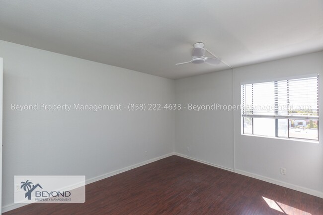 Building Photo - ***1/2 OFF FIRST MONTHS RENT ***CHARMING U...