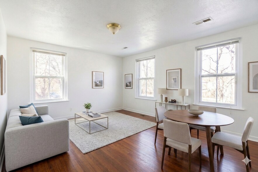 Building Photo - 407 Lebaum St SE