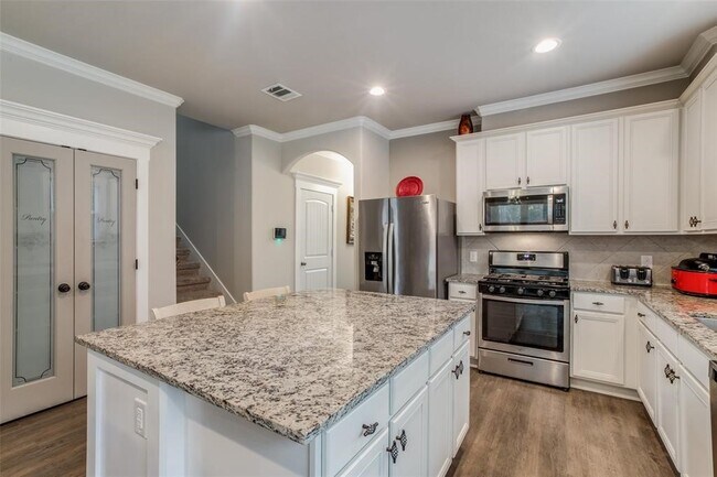 Building Photo - 4258 McGregor Blf Ln
