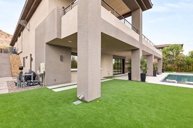 Building Photo - 11142 San Terrazo Pl