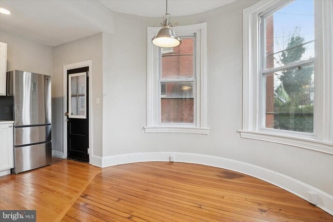 Building Photo - 1608 N Broom St