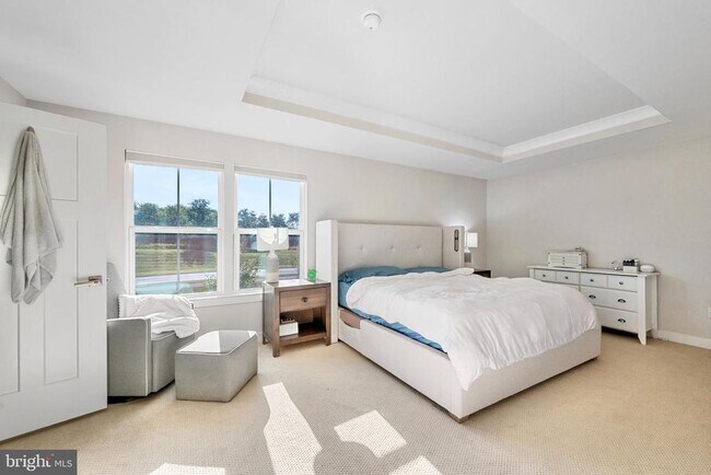 Building Photo - 124 Emperor Dr