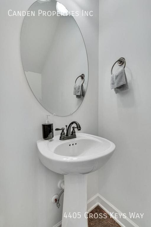 Building Photo - 4405 Cross Keys Way