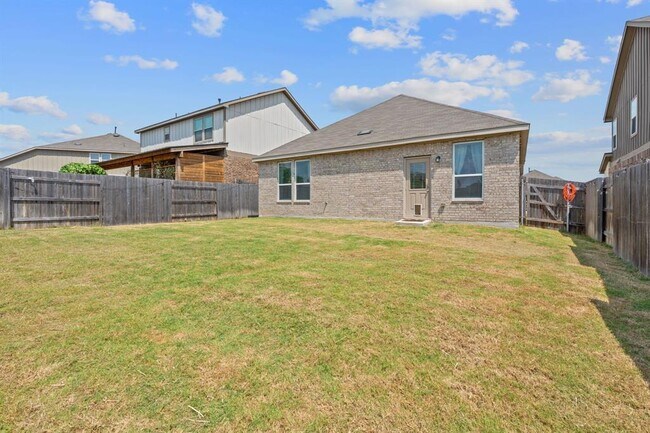 Building Photo - 146 Grace Lilly Dr