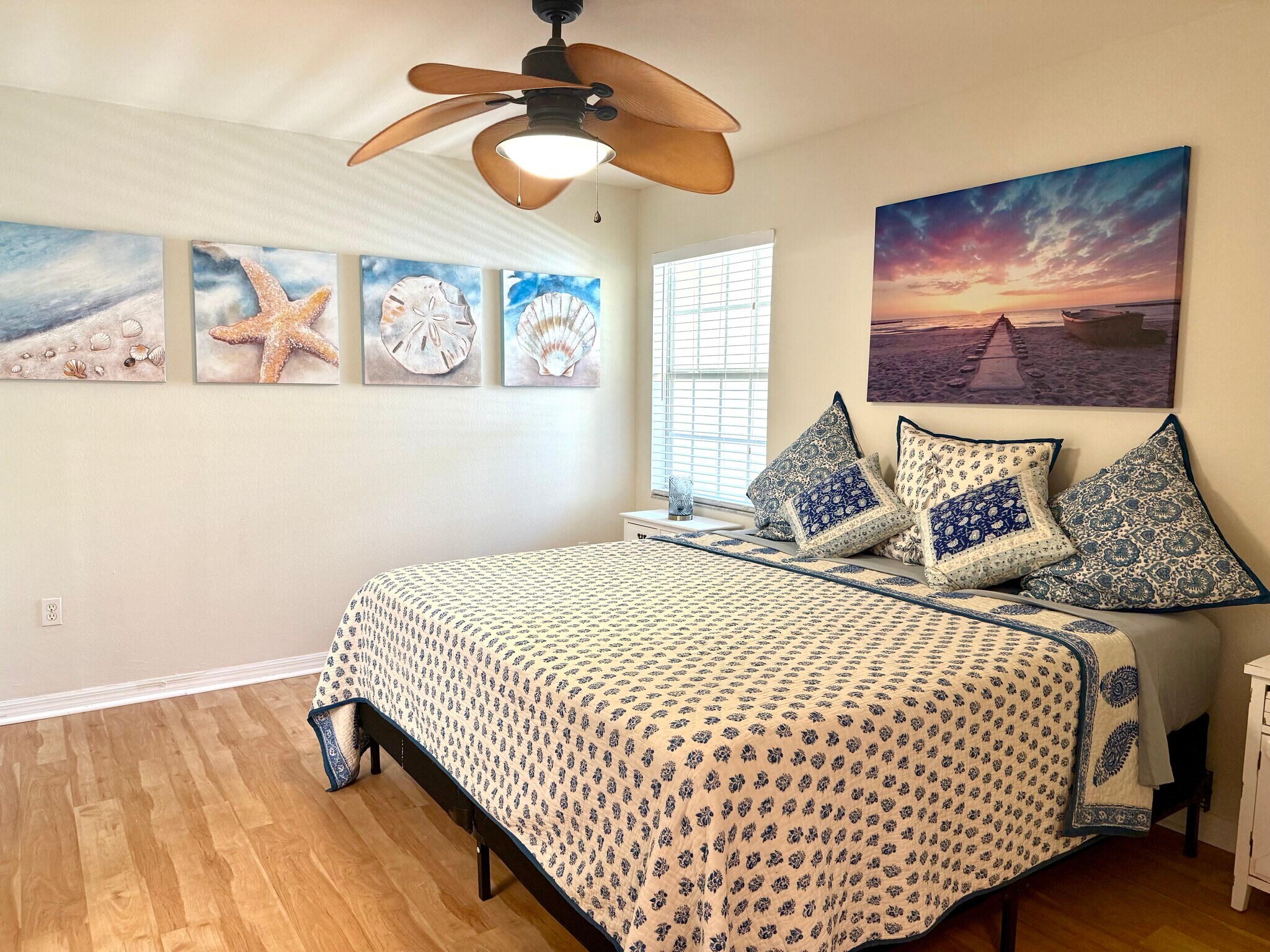 Building Photo - 1000 Villagio Cir