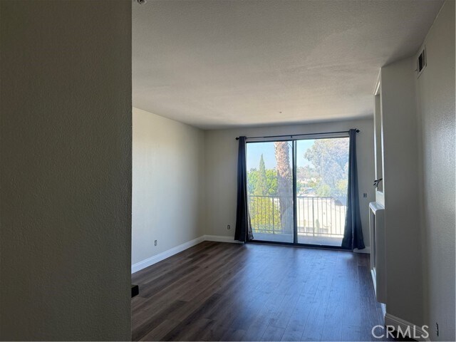 Building Photo - 555 Maine Ave