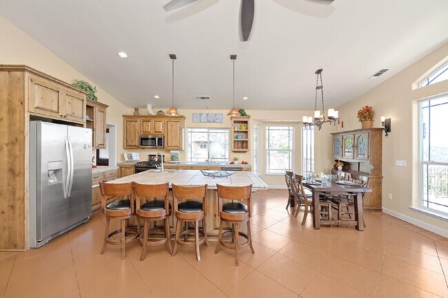 Building Photo - Luxury Hilltop Rental Retreat Overlooking the Cosumnes River Canyon