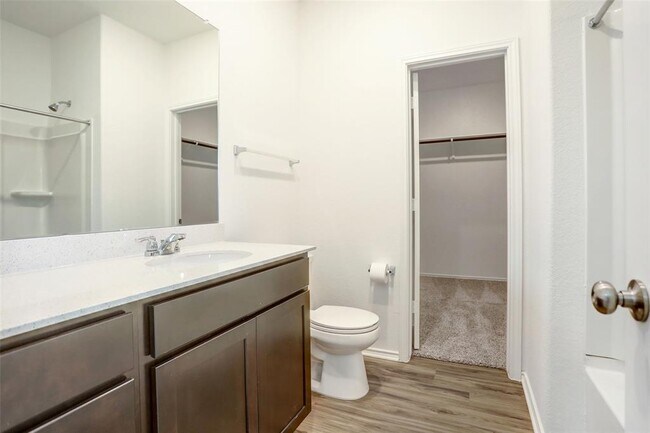 Building Photo - 340 Geode Glen