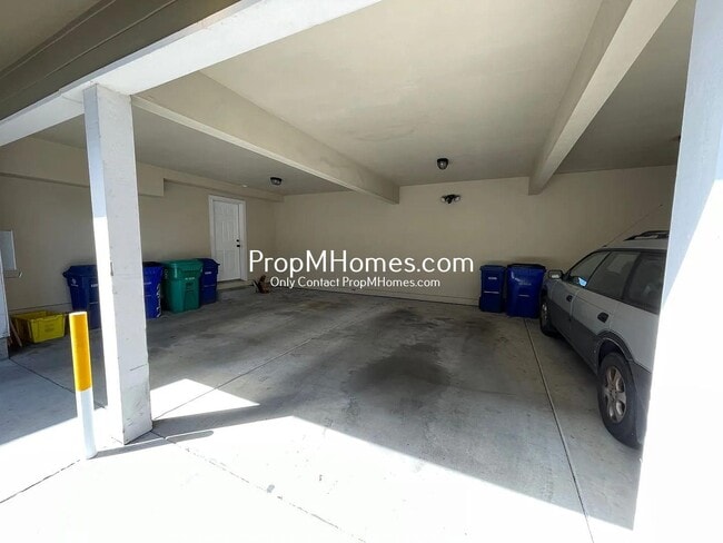 Building Photo - 2507 E Burnside St