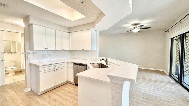 Building Photo - 2730 Anzio Ct