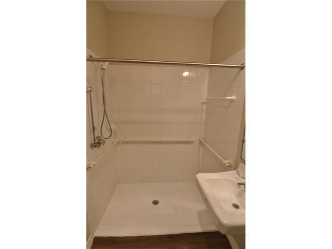 Building Photo - 355 W Westchester Pkwy