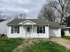 Building Photo - Charming 2 Bedroom Home