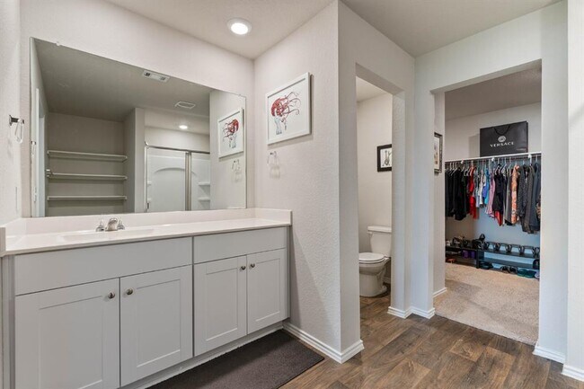 Building Photo - 6108 Montrelia Dr