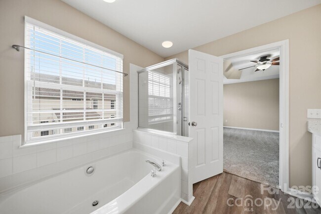 Building Photo - 514 Turning Leaf Way