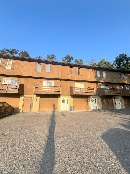 Building Photo - 990 Northwestern Ave
