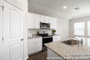 Building Photo - 812 Bahia Pl