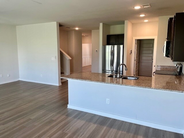 Building Photo - 6036 Stonewater Ct NW