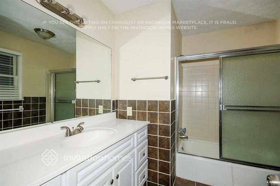 Building Photo - 458 Glendale Ct SW