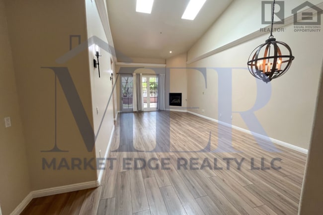 Building Photo - 3Bed/2.5Bath Townhouse in Carefree! $4499 MOVE-IN SPECIAL! Move-In Ready on 04/09/2026!