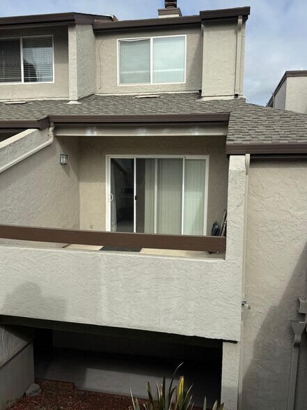 Building Photo - 2201 The Alameda