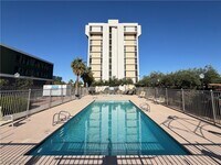 Building Photo - 3930 University Center Dr