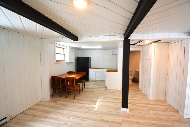 Building Photo - 36722 Birch Dr
