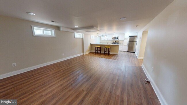Building Photo - 1210 N Kenilworth St