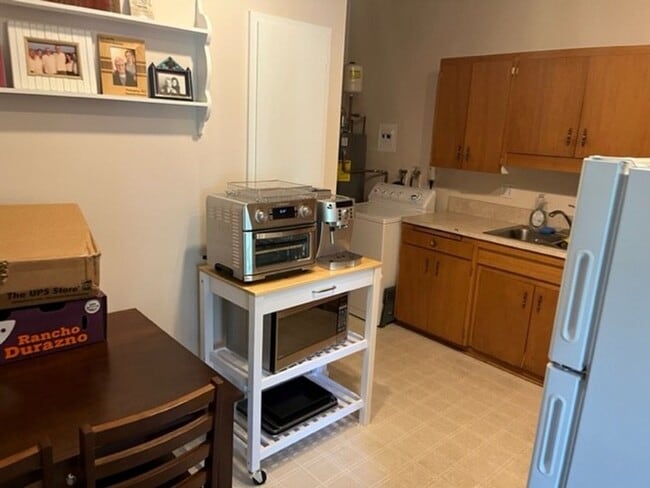 Building Photo - 1BR Apartment in West Boulder Duplex