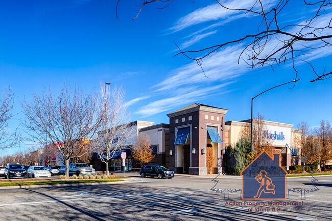 Building Photo - 2539 Bottle Brush Ave