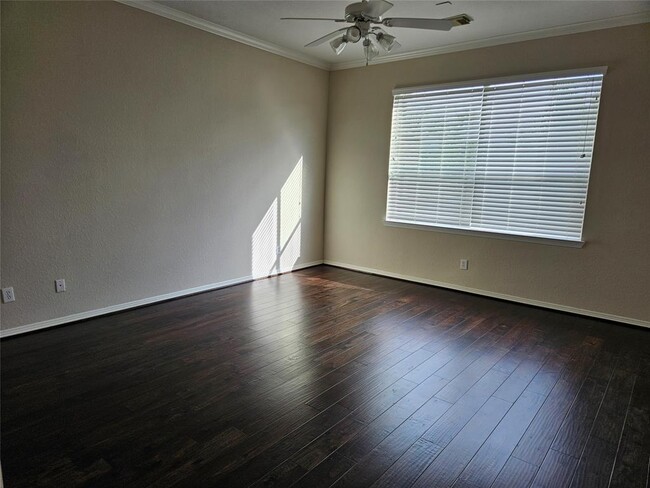 Building Photo - 7714 Bayou Green Ln