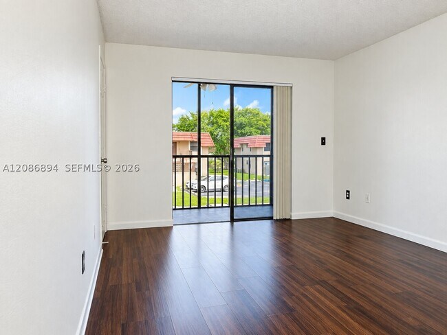 Building Photo - 14917 SW 104th St